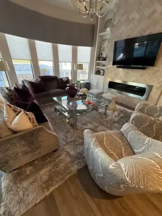 Living room after deep cleaning